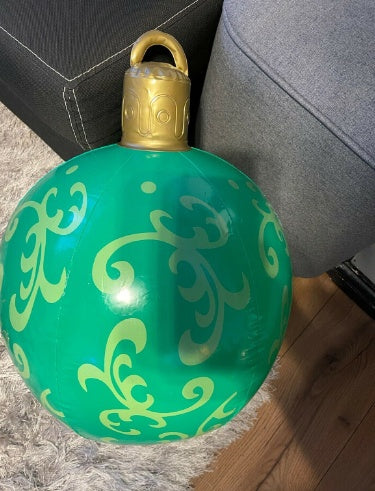 “60 cm Giant Inflatable Christmas Ornament Ball”